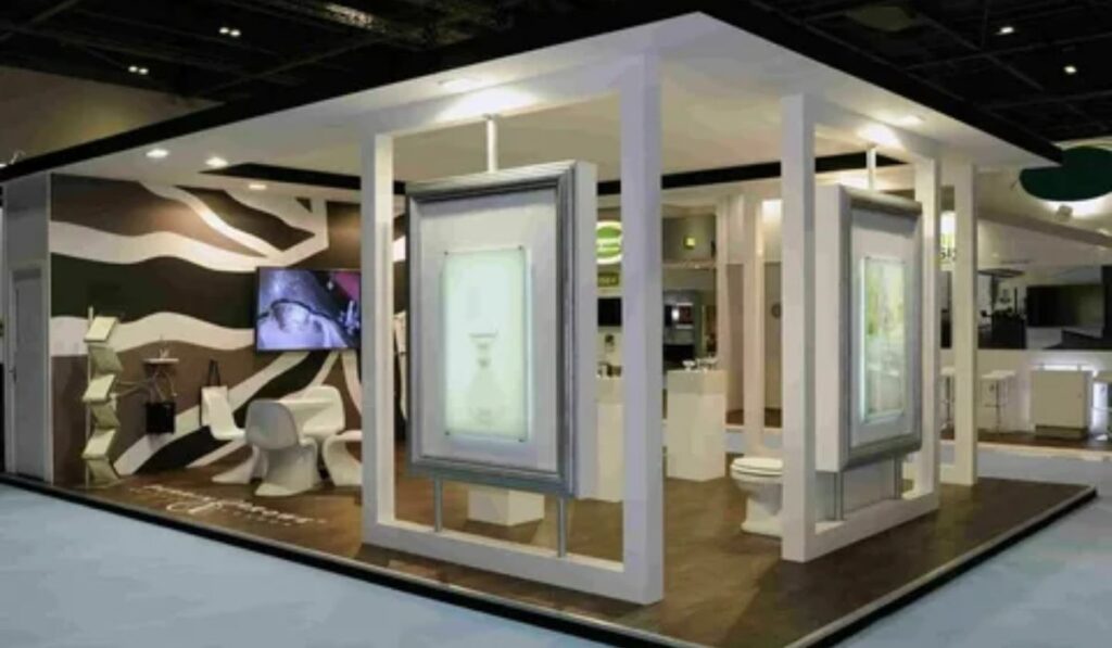 Why Acrylic Exhibition Stands Stand Out