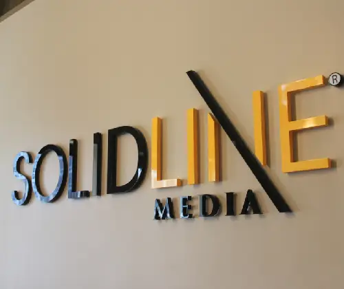 acrylic signage in dubai for business