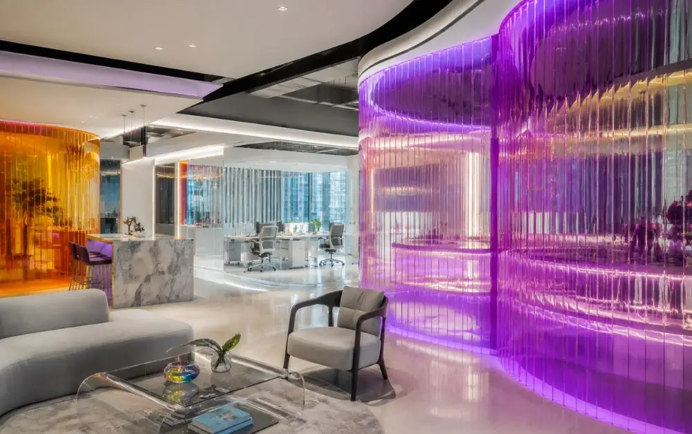 Acrylic in Modern Homes
